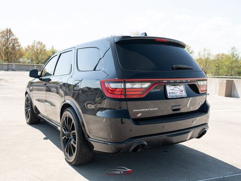 Used 2018 Dodge Durango SRT w/ SRT Interior Appearance Group AWD/4WD image 5