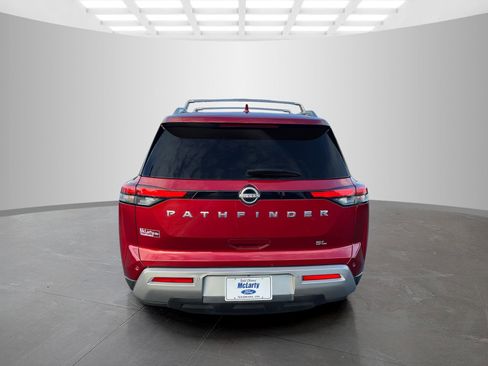 Used 2023 Nissan Pathfinder SL image 5