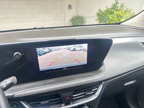 Used 2025 Buick Encore GX Preferred image 17