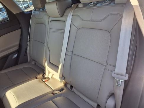 Certified 2024 Lincoln Corsair Premiere w/ Equipment Group 101A image 9