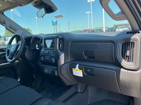 New 2026 Chevrolet Silverado 1500 Custom RWD image 18