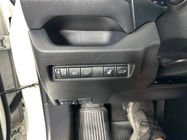 Used 2023 Toyota RAV4 XLE w/ Convenience Package AWD/4WD image 15