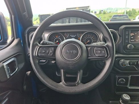 Used 2021 Jeep Wrangler Unlimited Sport AWD/4WD image 19