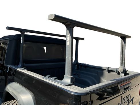 Used 2020 Jeep Gladiator Sport w/ Quick Order Package 24S image 26