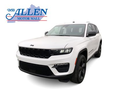 Used 2023 Jeep Grand Cherokee Limited w/ Black Appearance Package