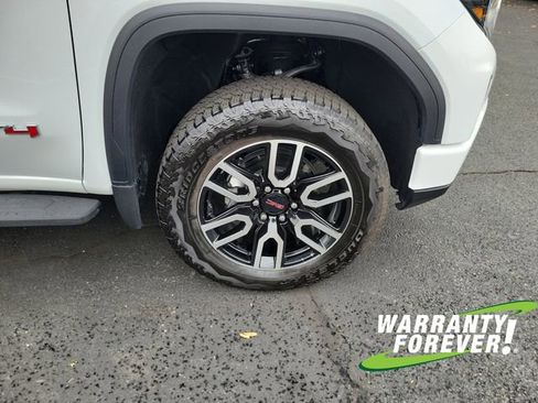 Used 2025 GMC Sierra 1500 AT4 w/ AT4 Premium Package image 20