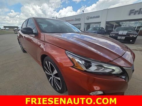 Used 2022 Nissan Altima 2.5 SR image 9
