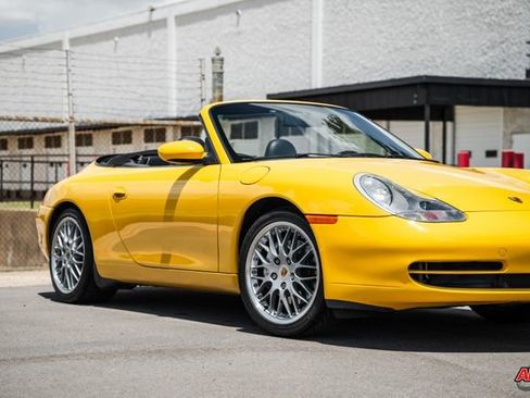 Used 2000 Porsche 911 Carrera 4 image 33