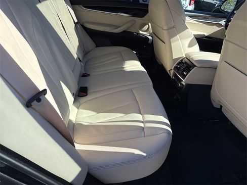 Used 2018 BMW X5 xDrive35i image 17