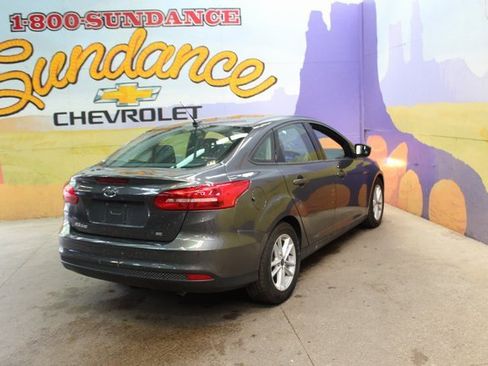 Used 2017 Ford Focus SE image 8