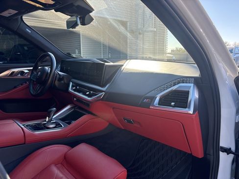 Used 2023 BMW XM image 16