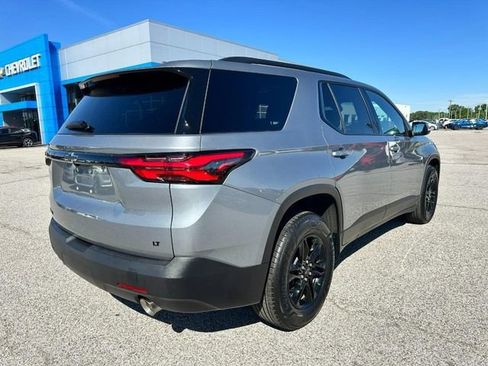 Used 2023 Chevrolet Traverse LT FWD image 7