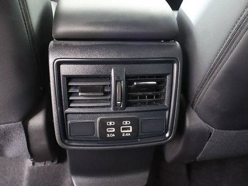 Used 2026 Subaru Forester Premium AWD/4WD image 46