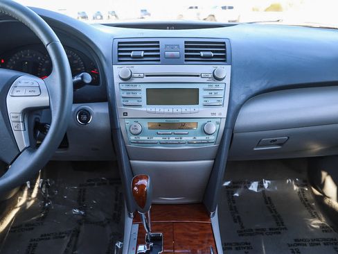Used 2008 Toyota Camry XLE image 13