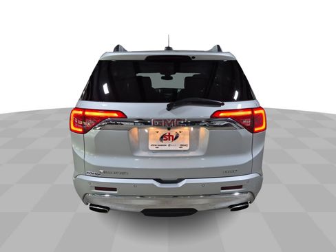 Used 2019 GMC Acadia Denali w/ Technology Package AWD/4WD image 8