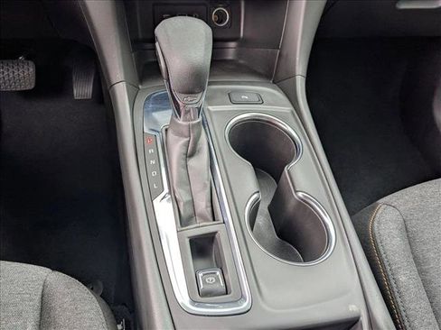 Used 2023 Chevrolet Equinox LT image 11