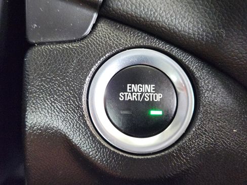 Certified 2024 Chevrolet Equinox LT FWD image 21