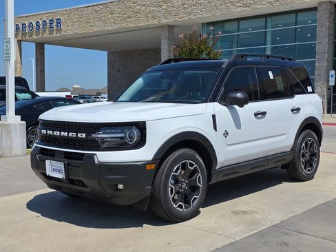 New 2026 Ford Bronco Sport Outer Banks w/ Outer Banks Tech Package+ AWD/4WD image 9