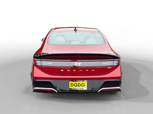 New 2025 Hyundai Sonata SEL image 4