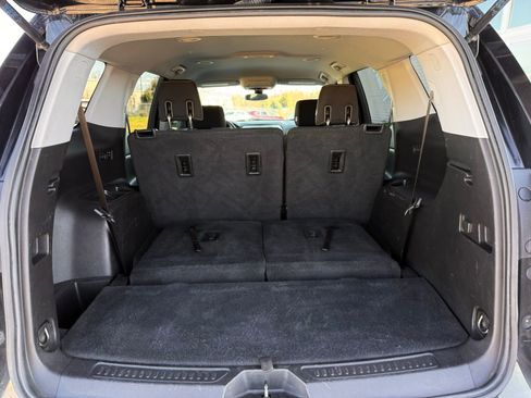 Used 2019 GMC Acadia SLE image 52