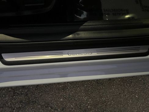 Used 2023 Genesis G70 2.0T w/ Sport Prestige Package image 27