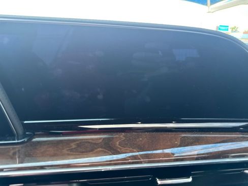 Used 2022 Cadillac Escalade Sport Platinum w/ Heavy-Duty Trailer Package AWD/4WD image 22