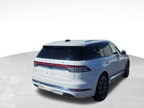 New 2026 Lincoln Aviator Black Label image 3