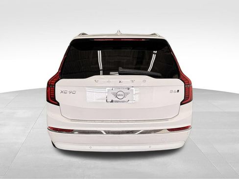 Used 2026 Volvo XC90 B6 Plus AWD/4WD image 4