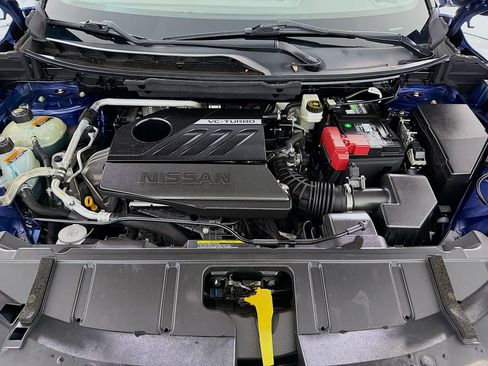 Used 2023 Nissan Rogue SV FWD image 31