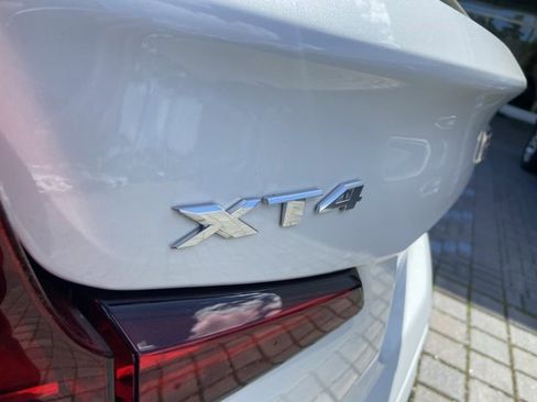 Certified 2025 Cadillac XT4 Premium Luxury image 12