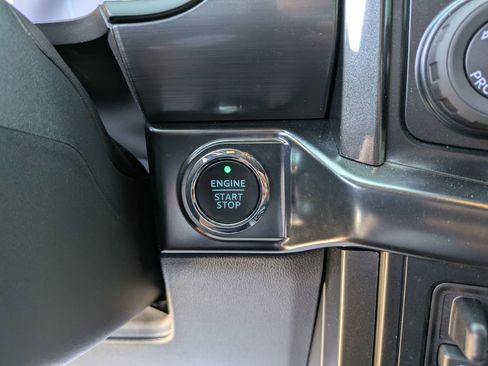 Used 2023 Ford F150 Lariat w/ Equipment Group 502A High image 32