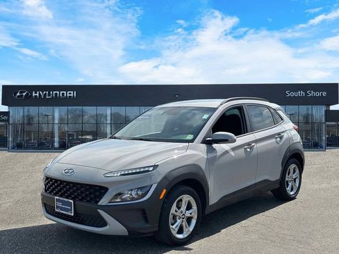 Certified 2023 Hyundai Kona SEL AWD/4WD image 4