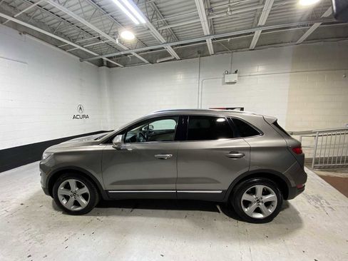 Used 2017 Lincoln MKC Premiere image 3