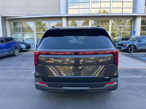 New 2026 Kia Carnival SX image 6