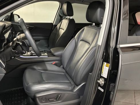 Used 2023 Audi Q7 3.0T Premium w/ Convenience Package AWD/4WD image 7