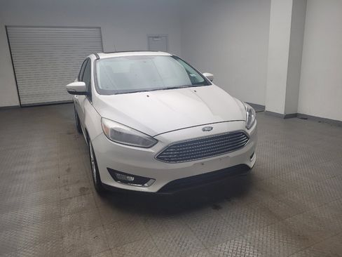 Used 2018 Ford Focus Titanium image 14