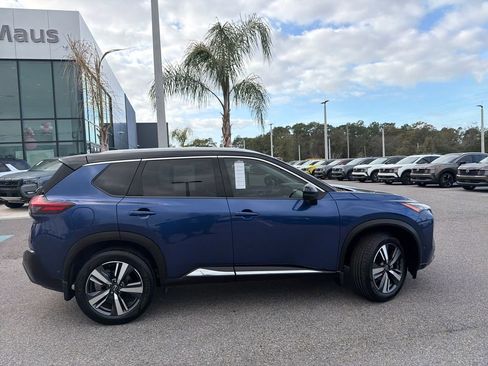 Used 2023 Nissan Rogue SL w/ SL Premium Package image 8