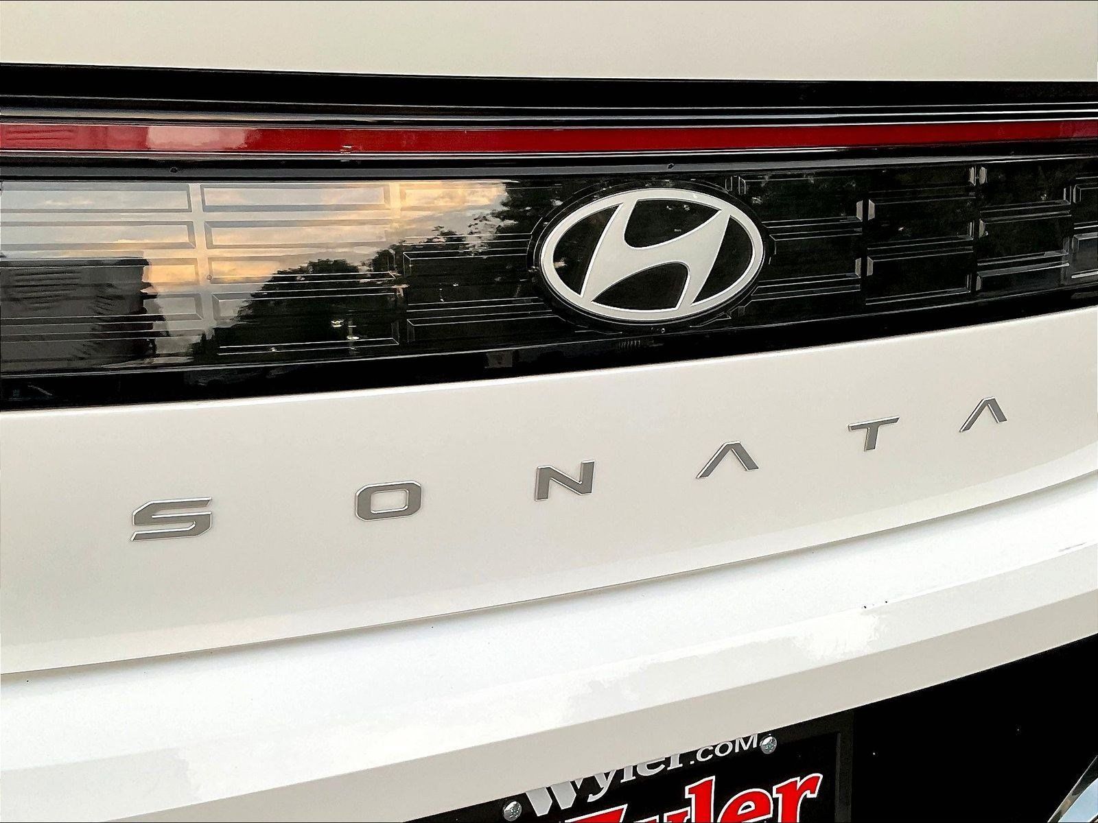 Used 2024 Hyundai Sonata SEL w/ Convenience Package FWD image 23