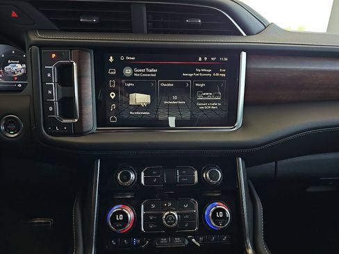 Used 2024 GMC Yukon Denali Ultimate AWD/4WD image 26