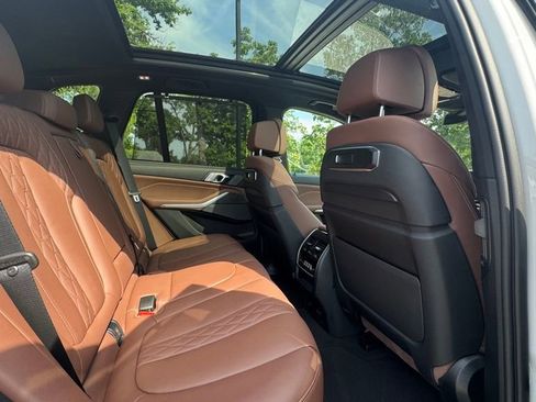 Used 2024 BMW X5 xDrive50e w/ Executive Package AWD/4WD image 13