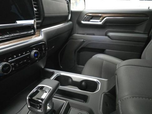 Certified 2024 Chevrolet Silverado 1500 LT Trail Boss image 18