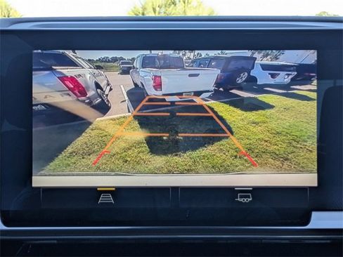 Certified 2024 Chevrolet Silverado 1500 RST image 25