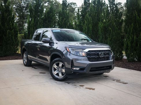 Certified 2024 Honda Ridgeline RTL image 2