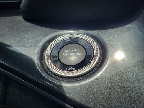 Used 2023 Jeep Grand Cherokee Laredo AWD/4WD image 23