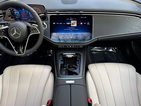 New 2026 Mercedes-Benz E 350 Sedan image 3