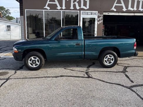 Used 1997 Dodge Dakota SLT RWD image 2