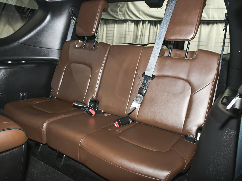 Used 2024 Nissan Armada Platinum w/ Captain's Chairs Package AWD/4WD image 54