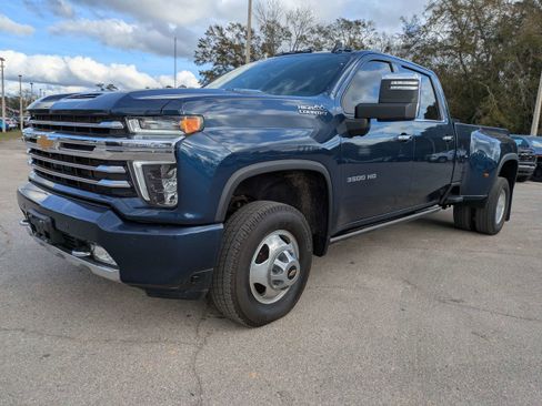 Used 2023 Chevrolet Silverado 3500 High Country AWD/4WD image 8