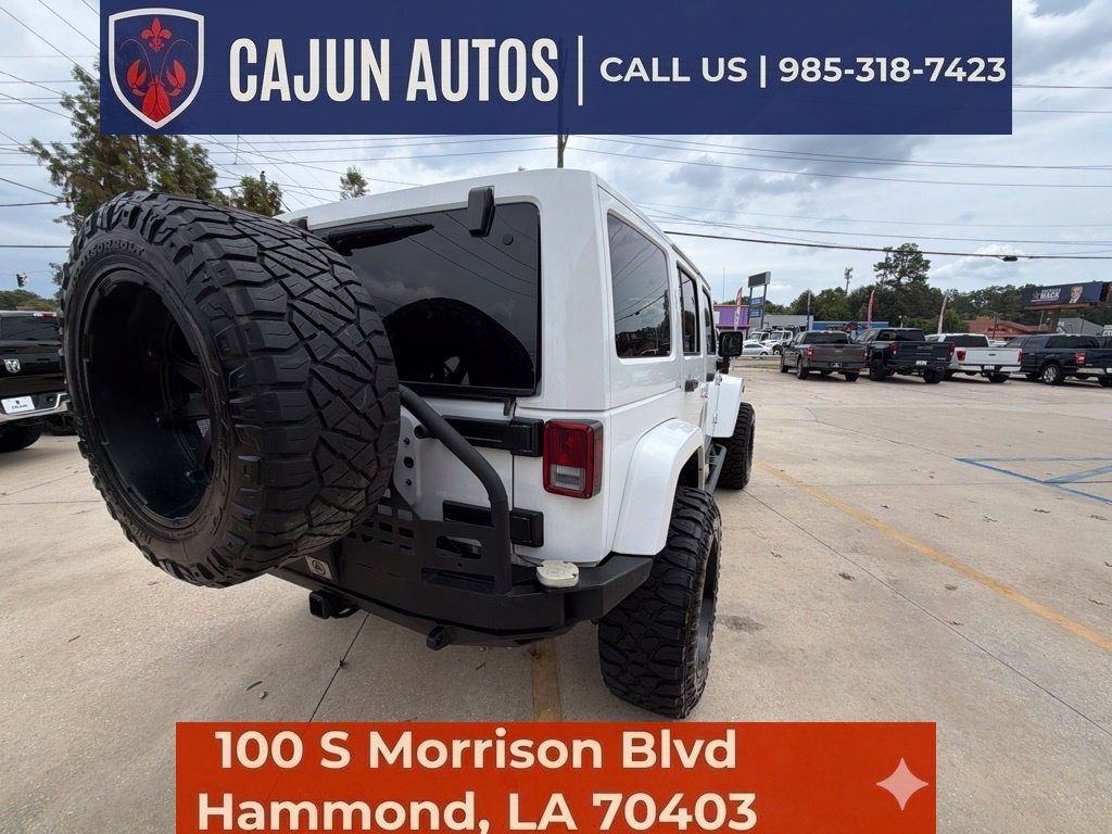 Used 2017 Jeep Wrangler Unlimited Rubicon AWD/4WD image 15