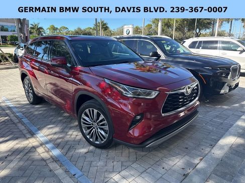 Used 2021 Toyota Highlander Platinum image 13